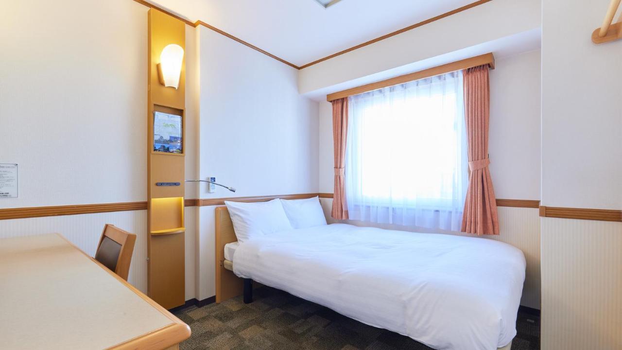 Toyoko Inn Osaka Hankyu Juso-Eki Nishi-Guchi No.1 Exterior foto
